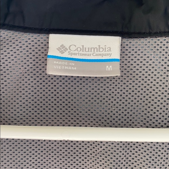 Women’s Columbia Jacket - Picture 3 of 8